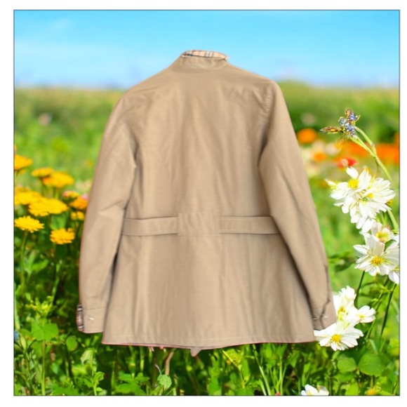 Burberry Lightweight Khaki Jacket Safari Style - Picture 3 of 13